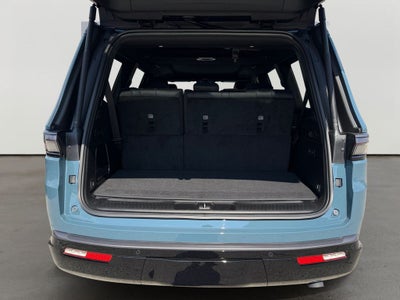 2026 Jeep Grand Wagoneer Limited Altitude