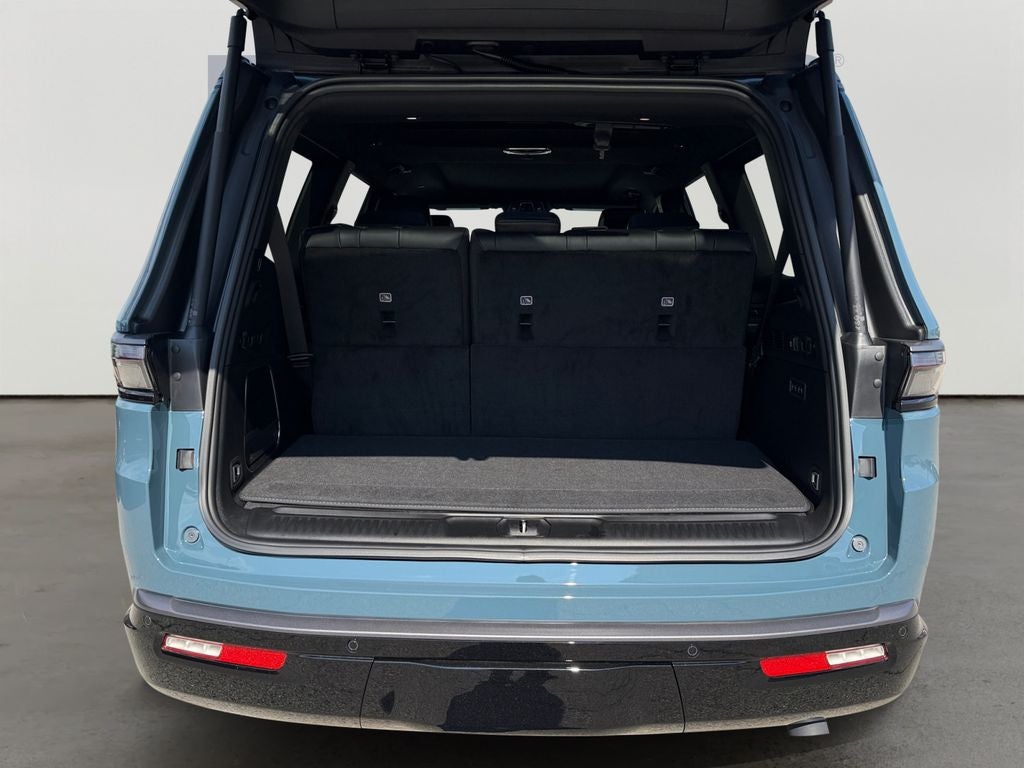 2026 Jeep Grand Wagoneer Limited Altitude