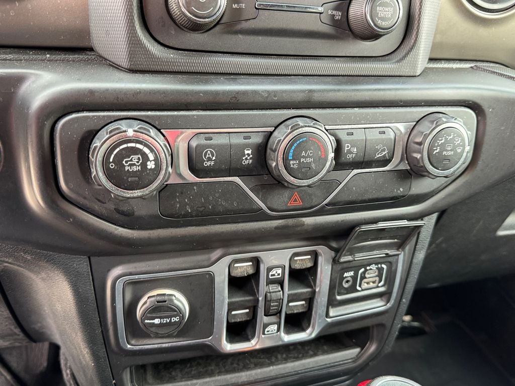 2018 Jeep Wrangler Unlimited Sport S w/ 24S pkg