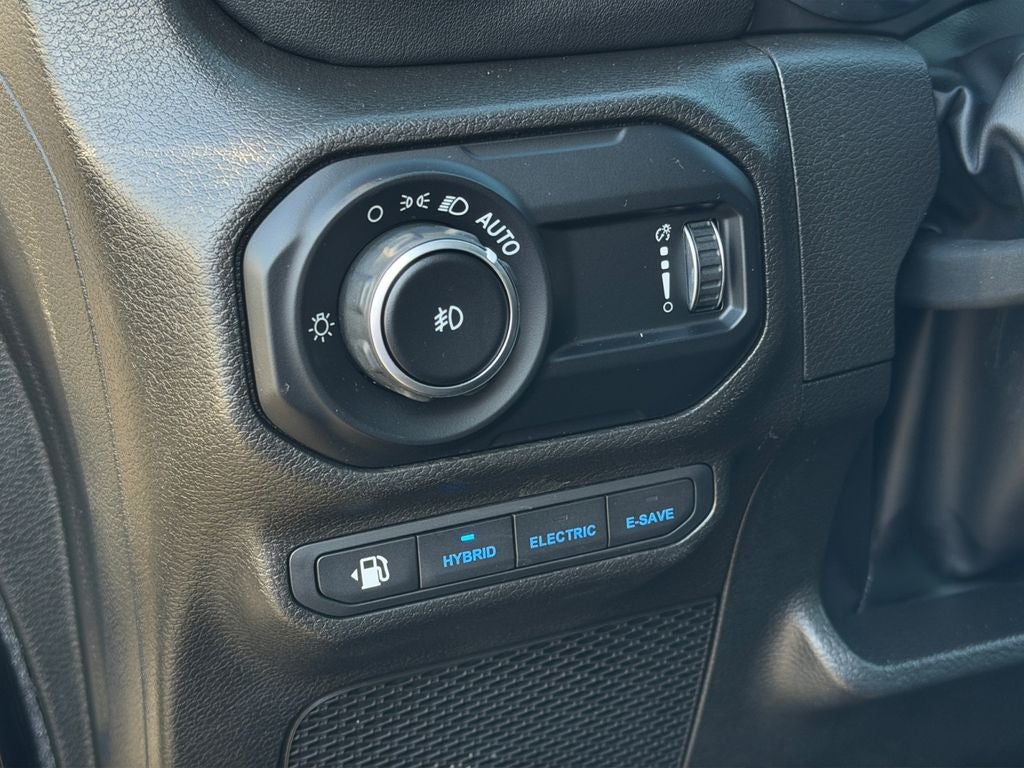 2023 Jeep Wrangler Sahara 4xe w/ Heated Seats