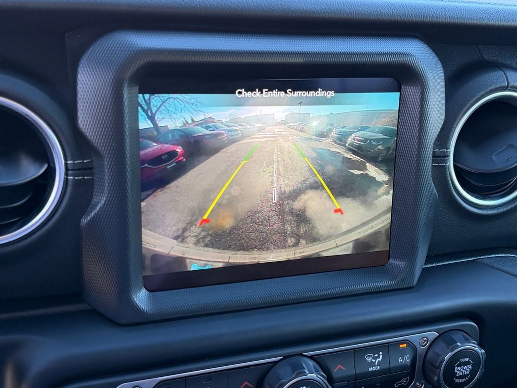 2023 Jeep Wrangler Sahara 4xe w/ Heated Seats