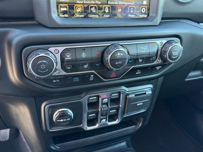 2023 Jeep Wrangler Sahara 4xe w/ Heated Seats