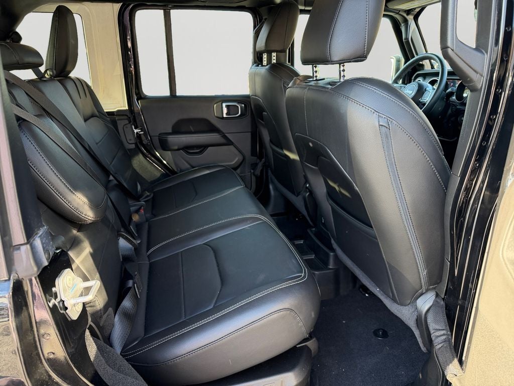 2023 Jeep Wrangler Sahara 4xe w/ Heated Seats
