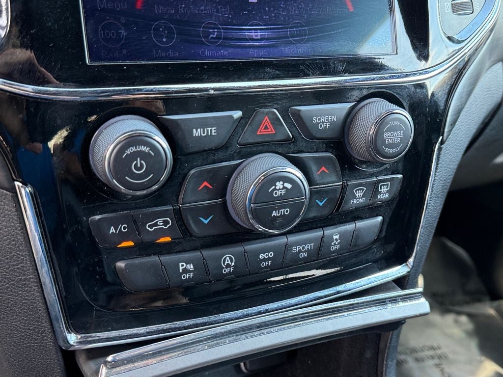 2019 Jeep Grand Cherokee Laredo E