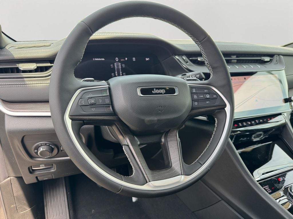 2026 Jeep Grand Cherokee Altitude