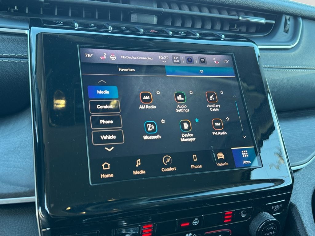 2022 Jeep Grand Cherokee Limited w/ Blindspot Monitor