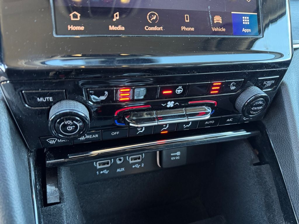 2022 Jeep Grand Cherokee Limited w/ Blindspot Monitor