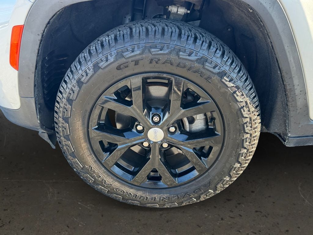 2022 Jeep Grand Cherokee Limited w/ Blindspot Monitor