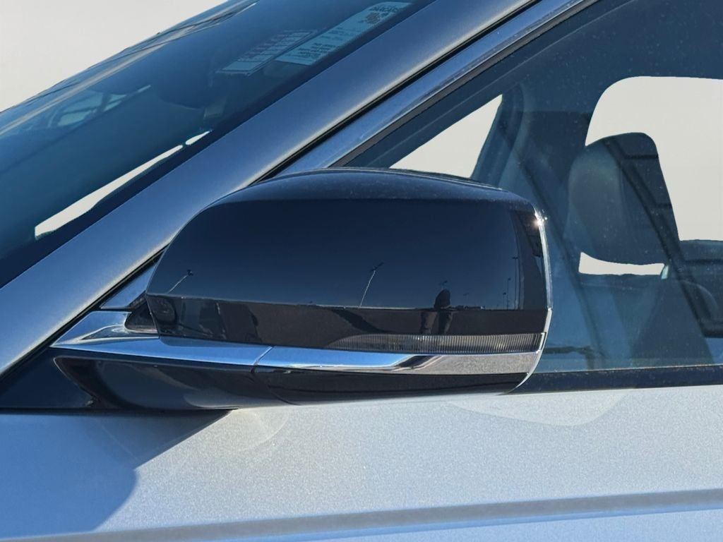 2022 Jeep Grand Cherokee Limited w/ Blindspot Monitor