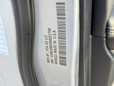 2022 Jeep Grand Cherokee Limited w/ Blindspot Monitor