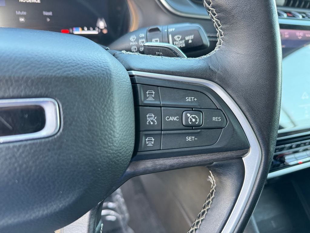 2022 Jeep Grand Cherokee L Limited w/ Heated & Cooled Seats