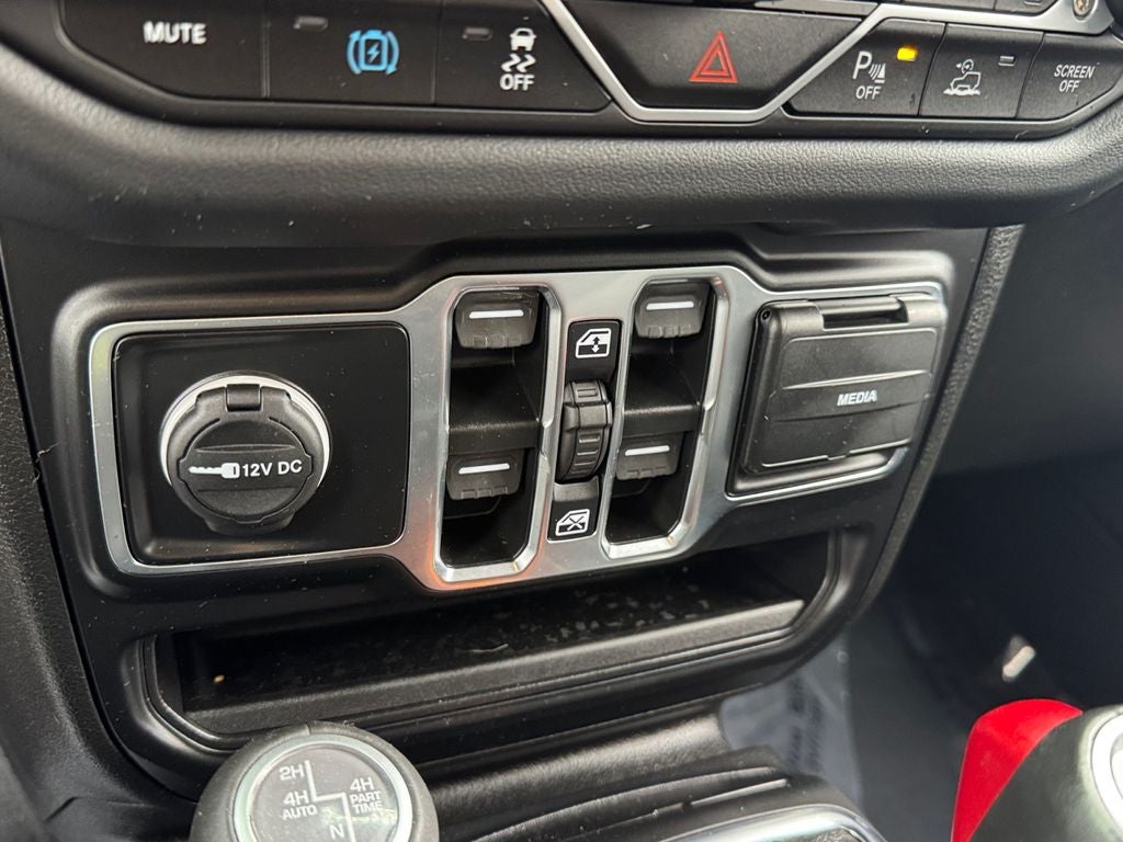 2024 Jeep Wrangler Sahara 4xe