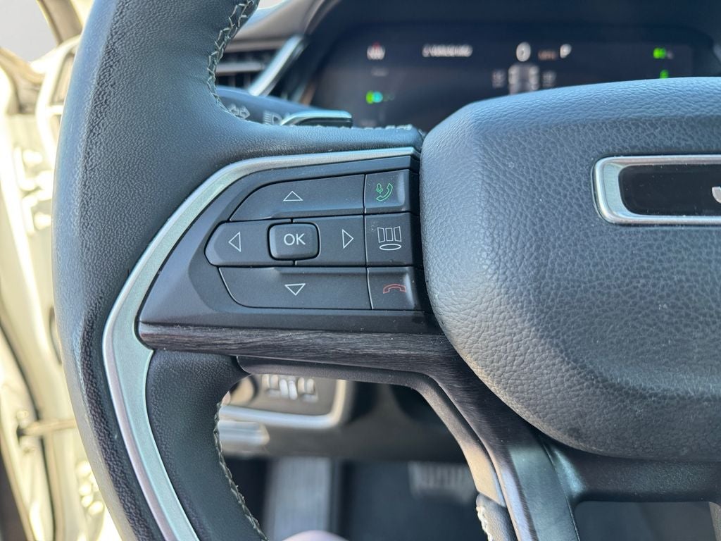 2022 Jeep Grand Cherokee 4xe w/ PANARAMIC SUNROOF