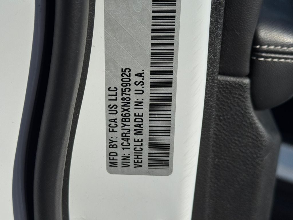 2022 Jeep Grand Cherokee 4xe w/ PANARAMIC SUNROOF