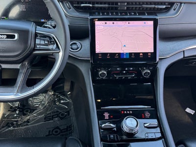 2023 Jeep Grand Cherokee Overland 4xe W/Tech pkg