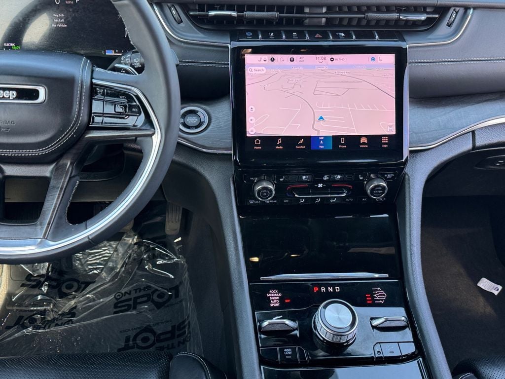 2023 Jeep Grand Cherokee Overland 4xe W/Tech pkg