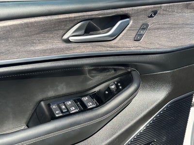 2023 Jeep Grand Cherokee Overland 4xe W/Tech pkg