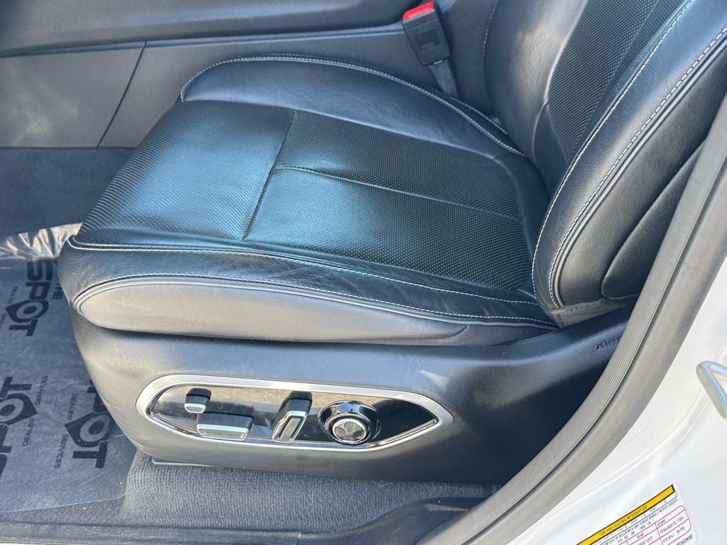 2023 Jeep Grand Cherokee Overland 4xe W/Tech pkg