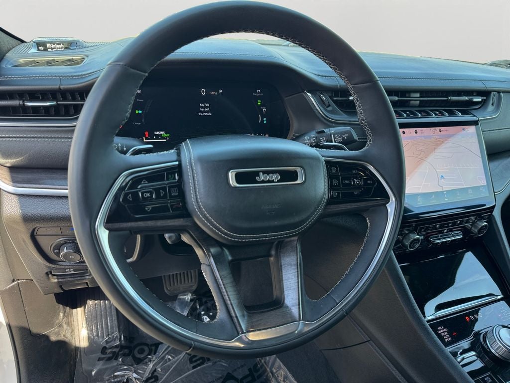 2023 Jeep Grand Cherokee Overland 4xe W/Tech pkg
