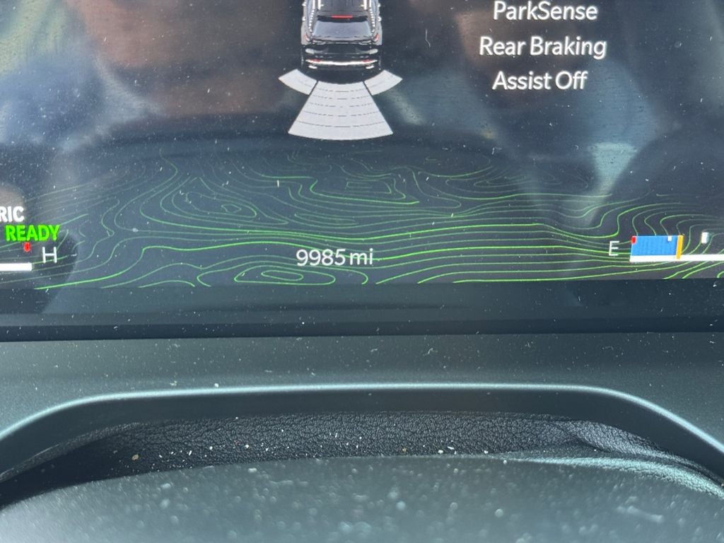 2023 Jeep Grand Cherokee Overland 4xe W/Tech pkg