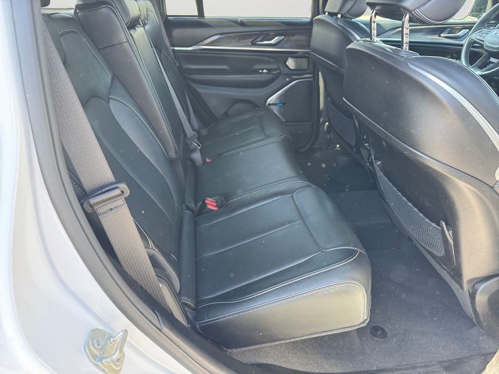 2023 Jeep Grand Cherokee Overland 4xe W/Tech pkg