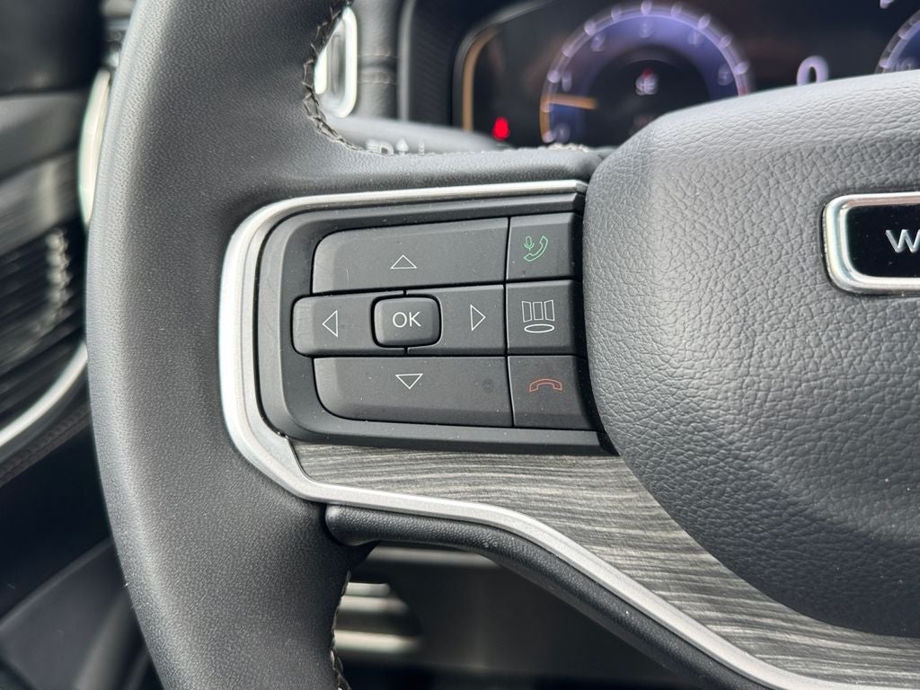 2024 Jeep Wagoneer Series II W/ Navigation