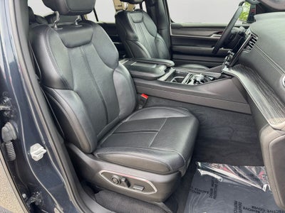 2024 Jeep Wagoneer Series II W/ Navigation