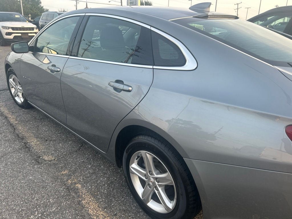 2024 Chevrolet Malibu LT w/Apple Carplay