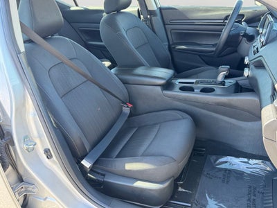 2024 Nissan Altima 2.5 S w/ Blindspot