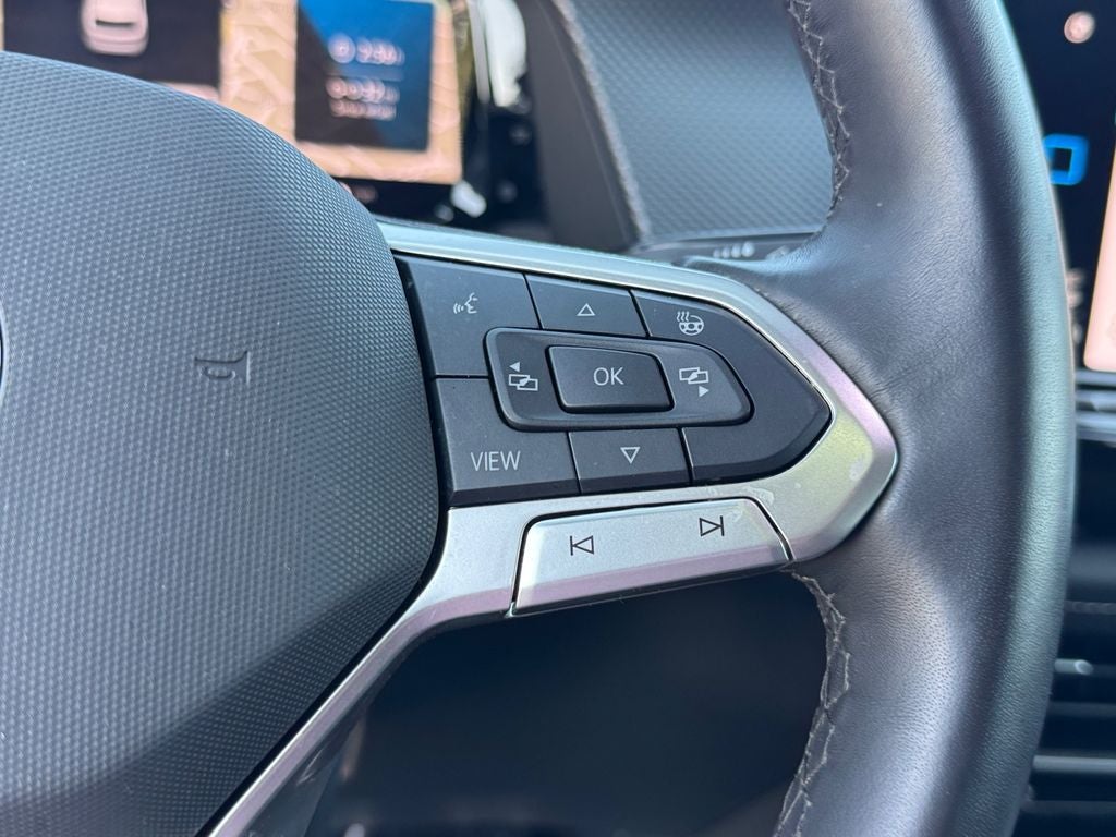 2025 Volkswagen Atlas Cross Sport 2.0T SEL Premium R-Line