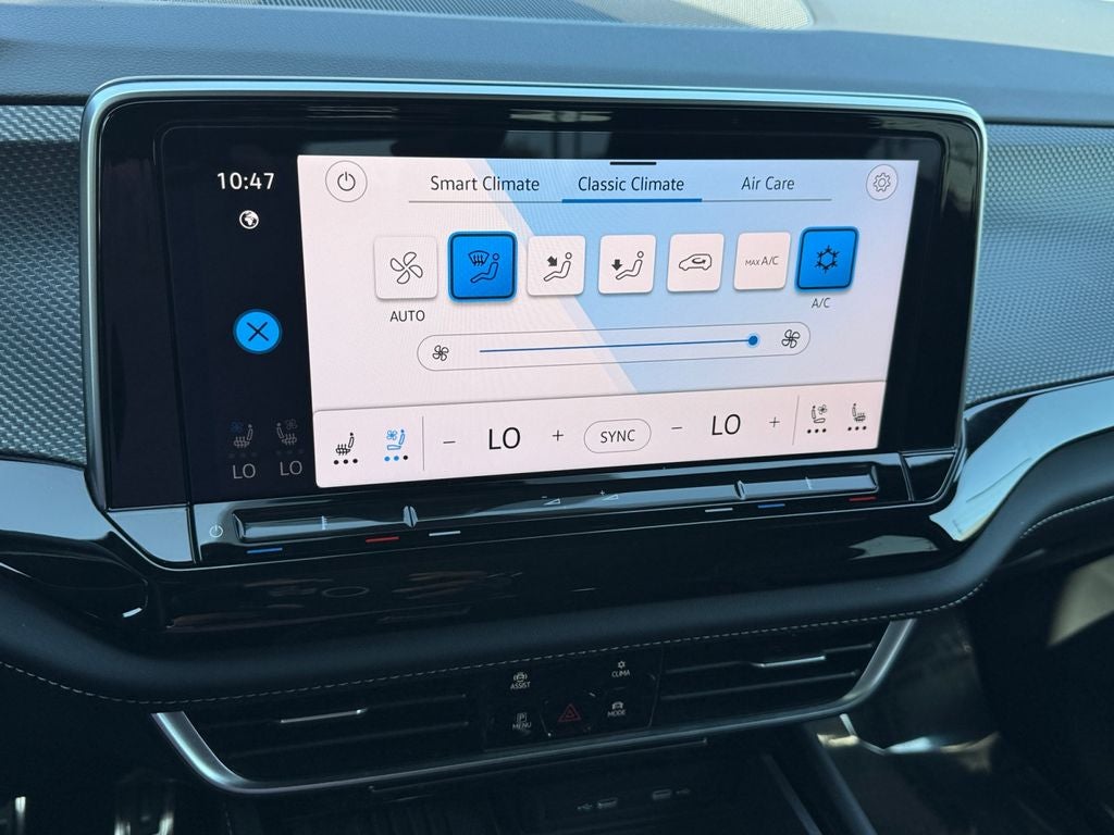 2025 Volkswagen Atlas Cross Sport 2.0T SEL Premium R-Line
