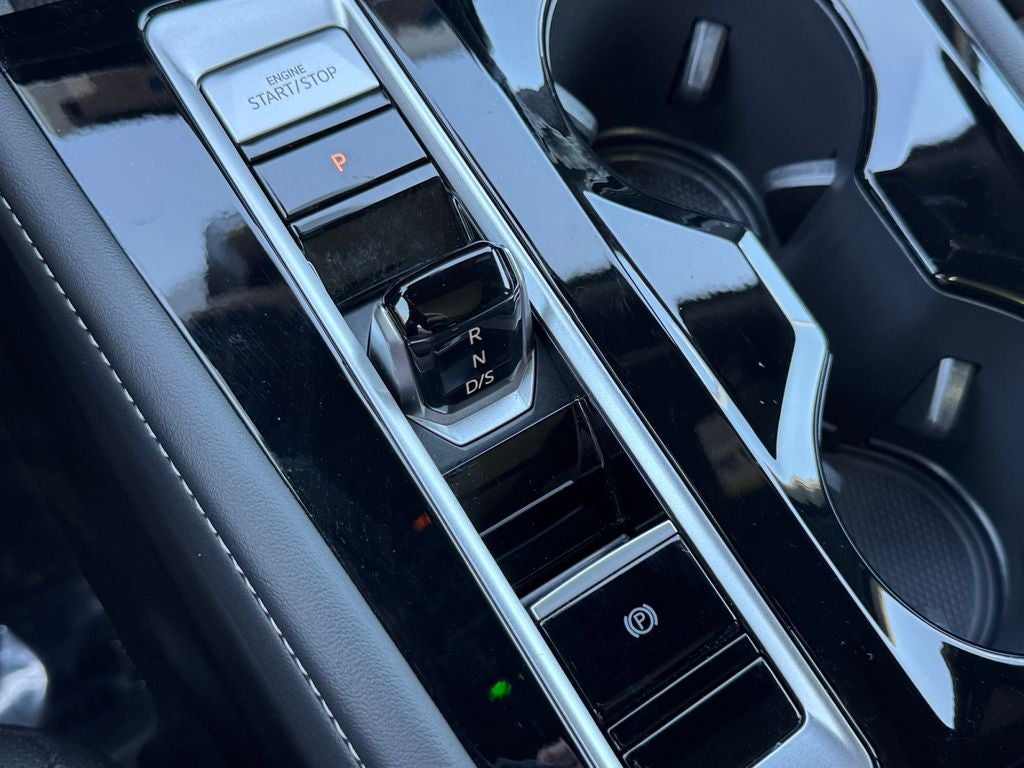 2025 Volkswagen Atlas Cross Sport 2.0T SEL Premium R-Line