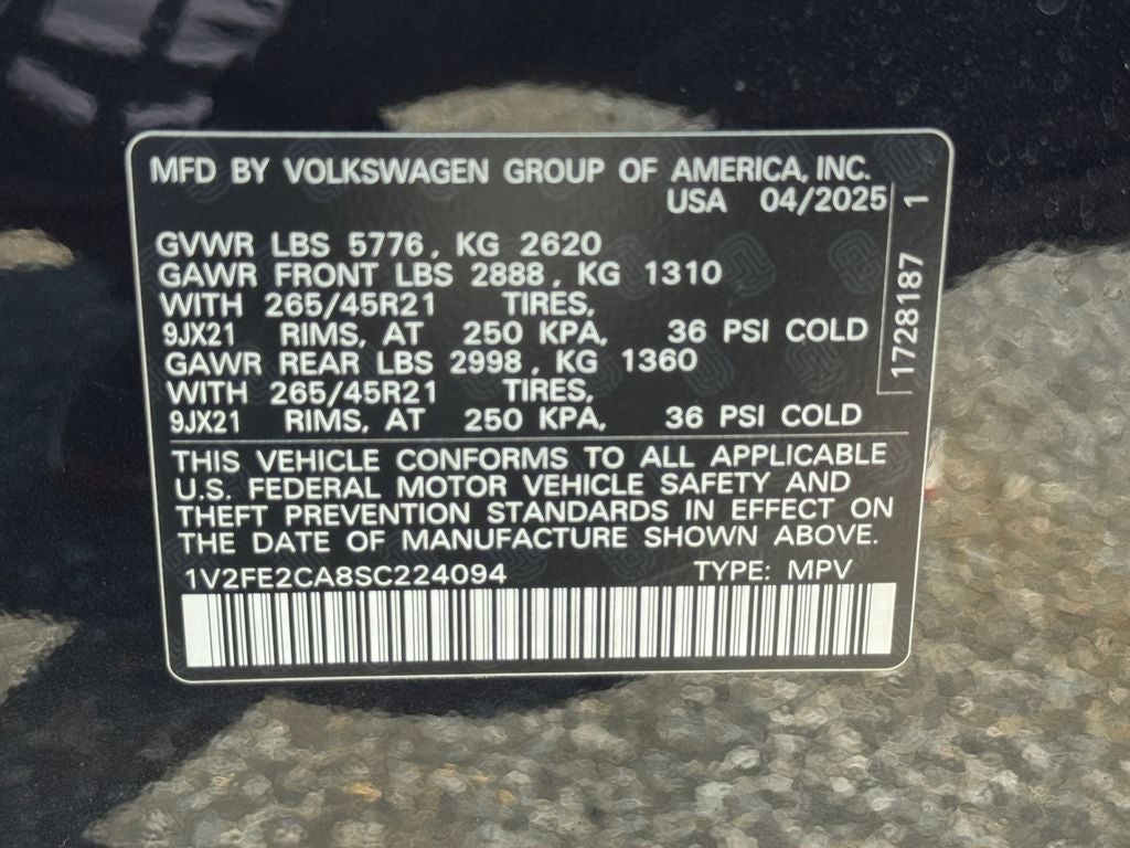 2025 Volkswagen Atlas Cross Sport 2.0T SEL Premium R-Line