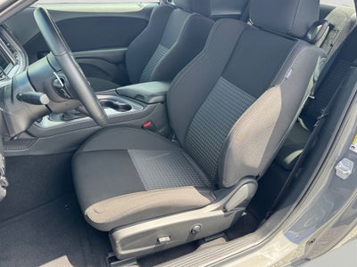 2023 Dodge Challenger R/T w/ Apple Car Play