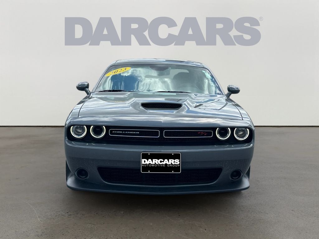 2023 Dodge Challenger R/T w/ Apple Car Play