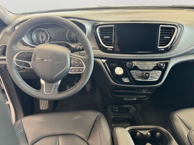 2026 Chrysler Pacifica Select 360 Surround View Camera