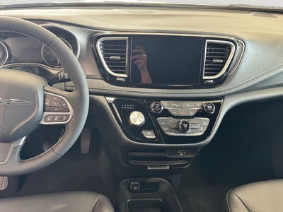 2026 Chrysler Pacifica Select 360 Surround View Camera