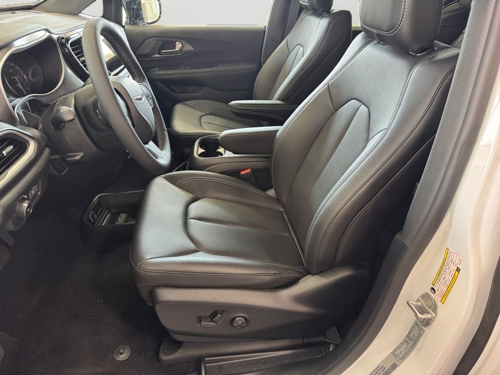 2026 Chrysler Pacifica Select 360 Surround View Camera