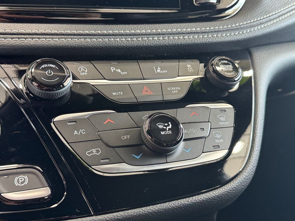 2026 Chrysler Pacifica Select 360 Surround View Camera