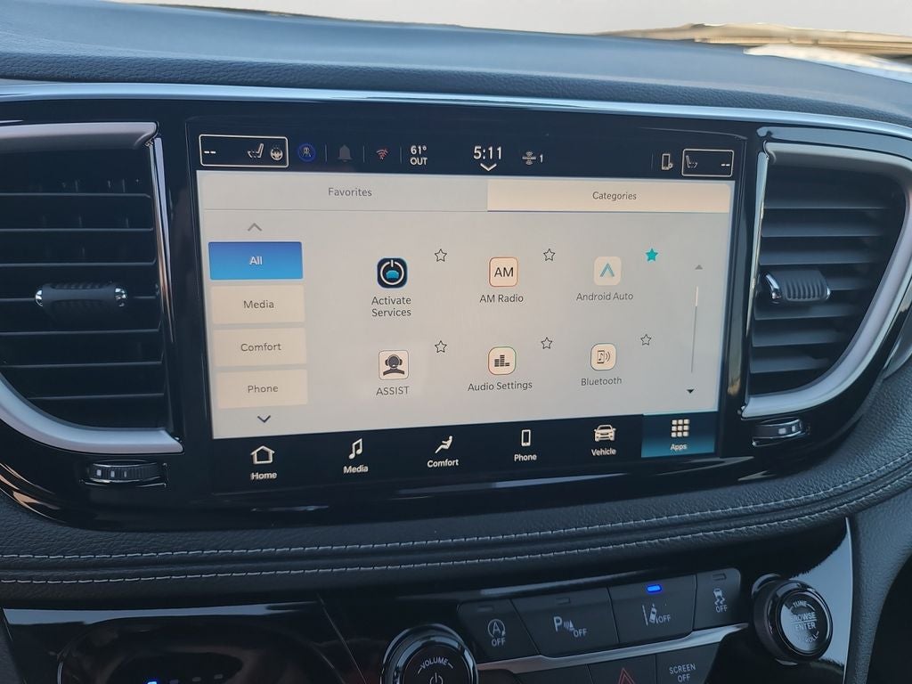 2026 Chrysler Pacifica Select