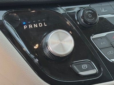 2023 Chrysler Pacifica Hybrid Touring L w/ APPLE CARPLAY