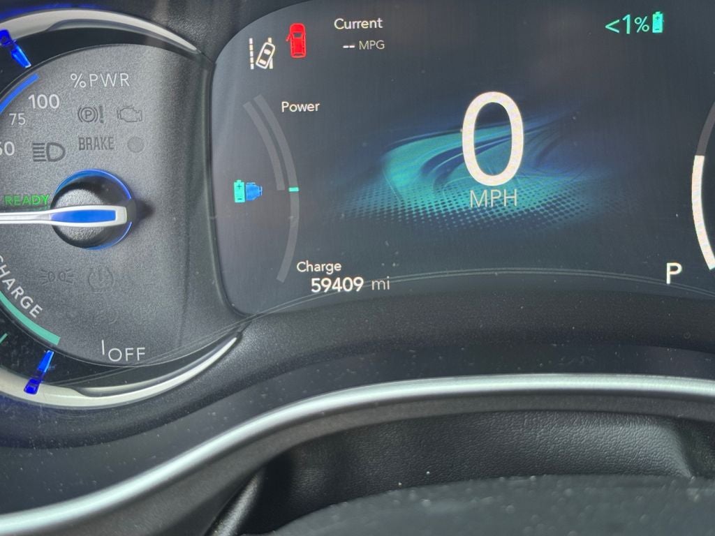 2023 Chrysler Pacifica Hybrid Touring L w/ APPLE CARPLAY