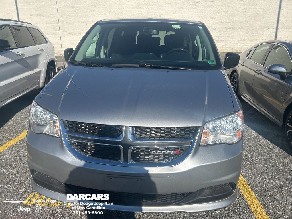 2017 Dodge Grand Caravan SE w/ Bluetooth