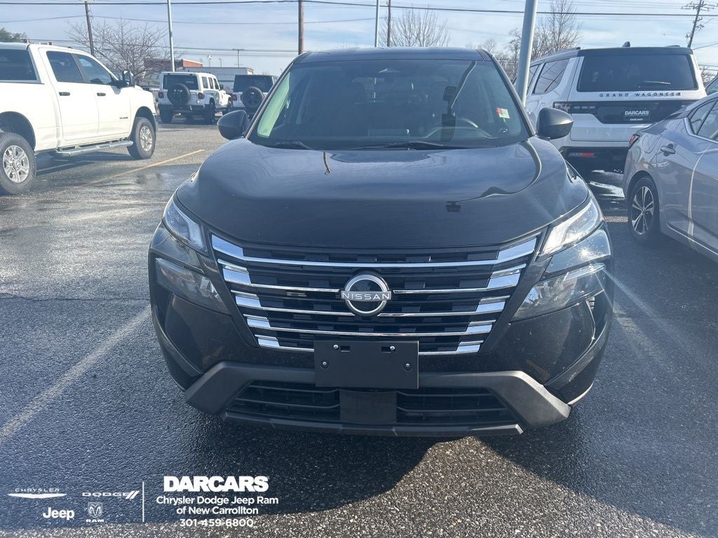 2024 Nissan Rogue S w/Forward Collision