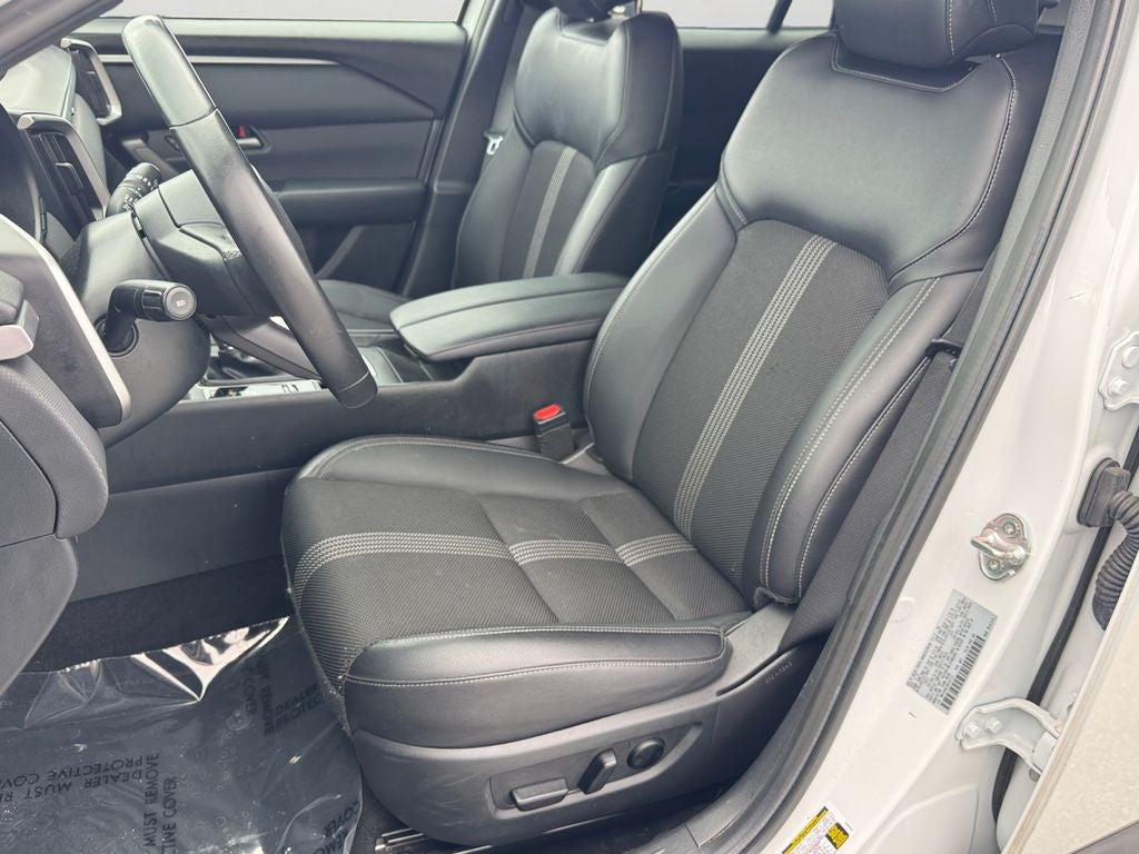 2024 Mazda Mazda CX-50 2.5 S Preferred Package w/Apple Carplay
