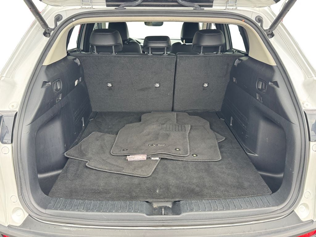 2024 Mazda Mazda CX-50 2.5 S Preferred Package w/Apple Carplay