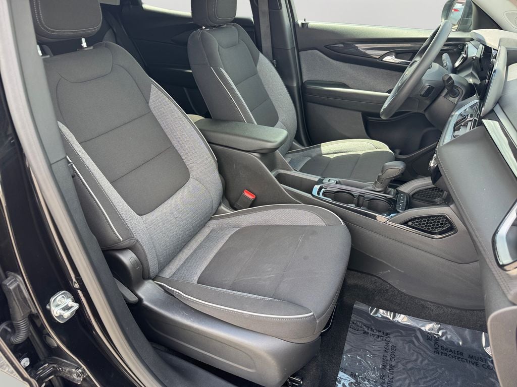 2025 Chevrolet TrailBlazer LT w/Navigation