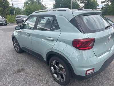 2025 Hyundai Venue SEL W/ Option Group 01