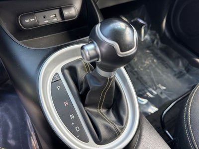 2016 Kia Soul Plus w/Bluetooth