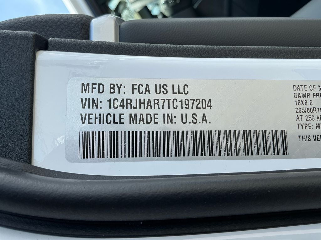 2026 Jeep Grand Cherokee Laredo